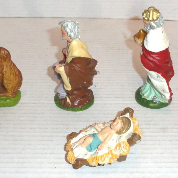 Lot of 5 VTG Hand Painted Composition Nativity Figures with Chip Damage READ - Picture 14 of 16